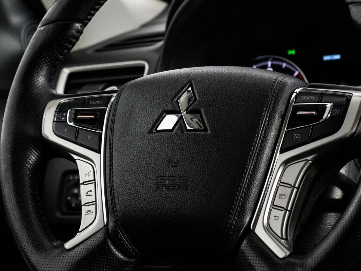 Купить Mitsubishi Pajero Sport с пробегом. Фото: #12