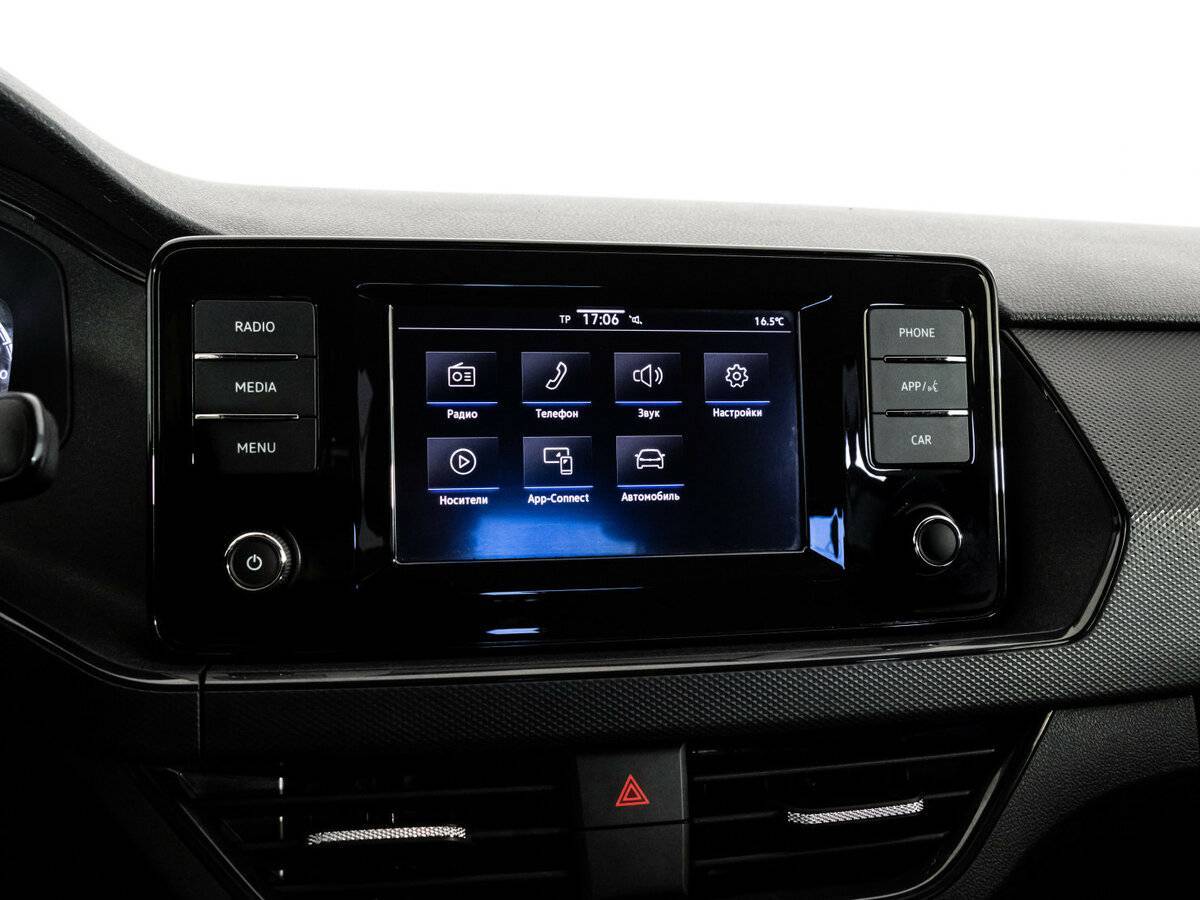 Купить Volkswagen Polo с пробегом. Фото: #15