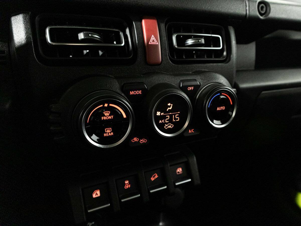 Купить Suzuki Jimny с пробегом. Фото: #15