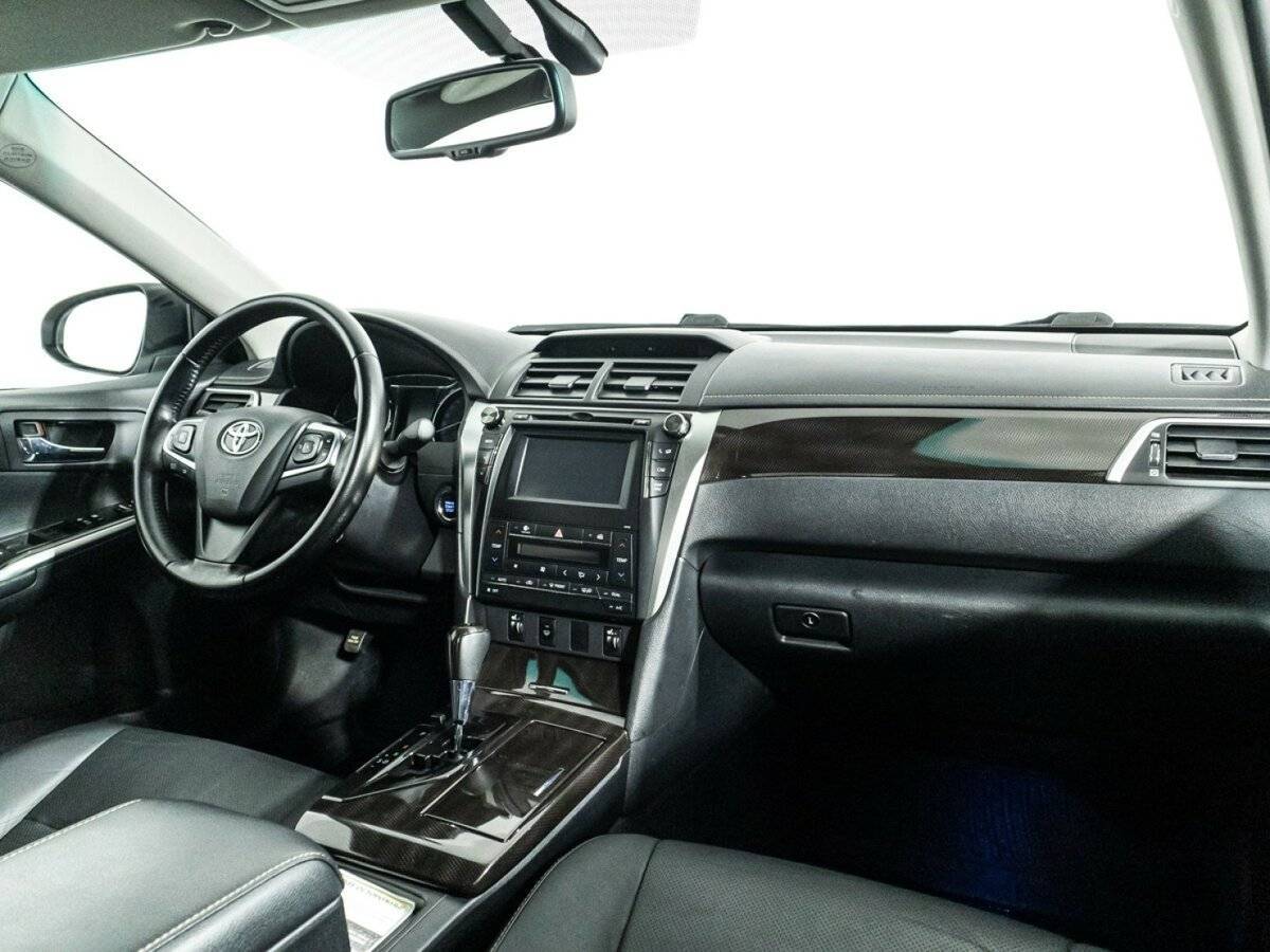 Купить Toyota Camry с пробегом. Фото: #8