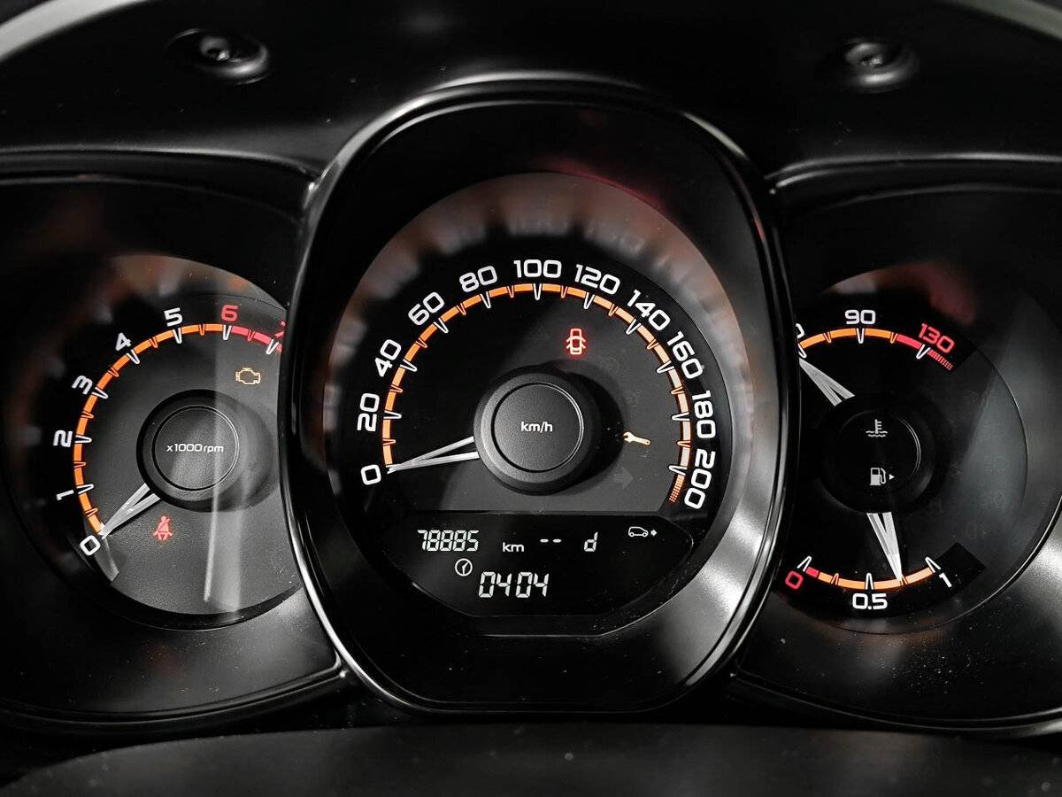 Купить Lada (ВАЗ) Vesta с пробегом. Фото: #12