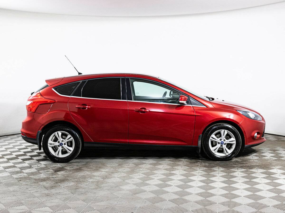 Купить Ford Focus с пробегом. Фото: #3