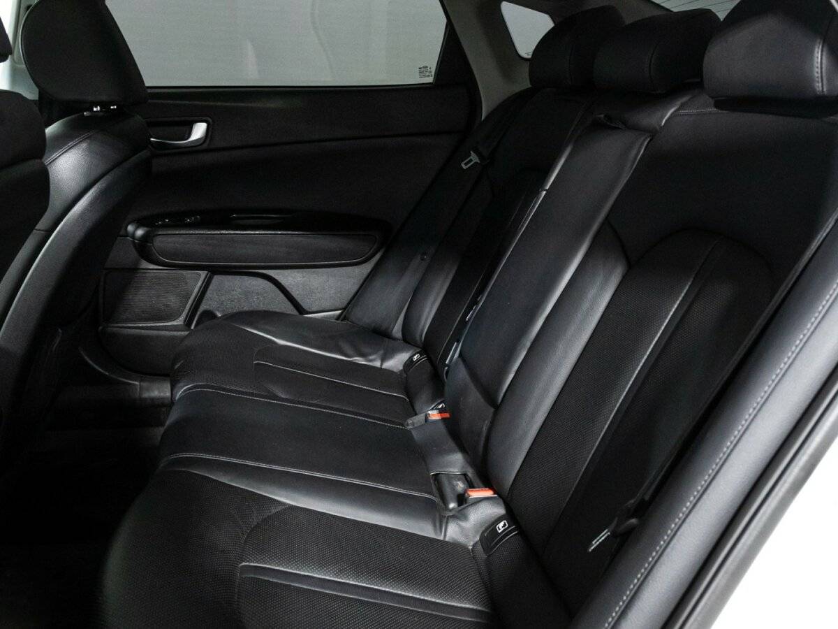 Купить Kia Optima с пробегом. Фото: #9