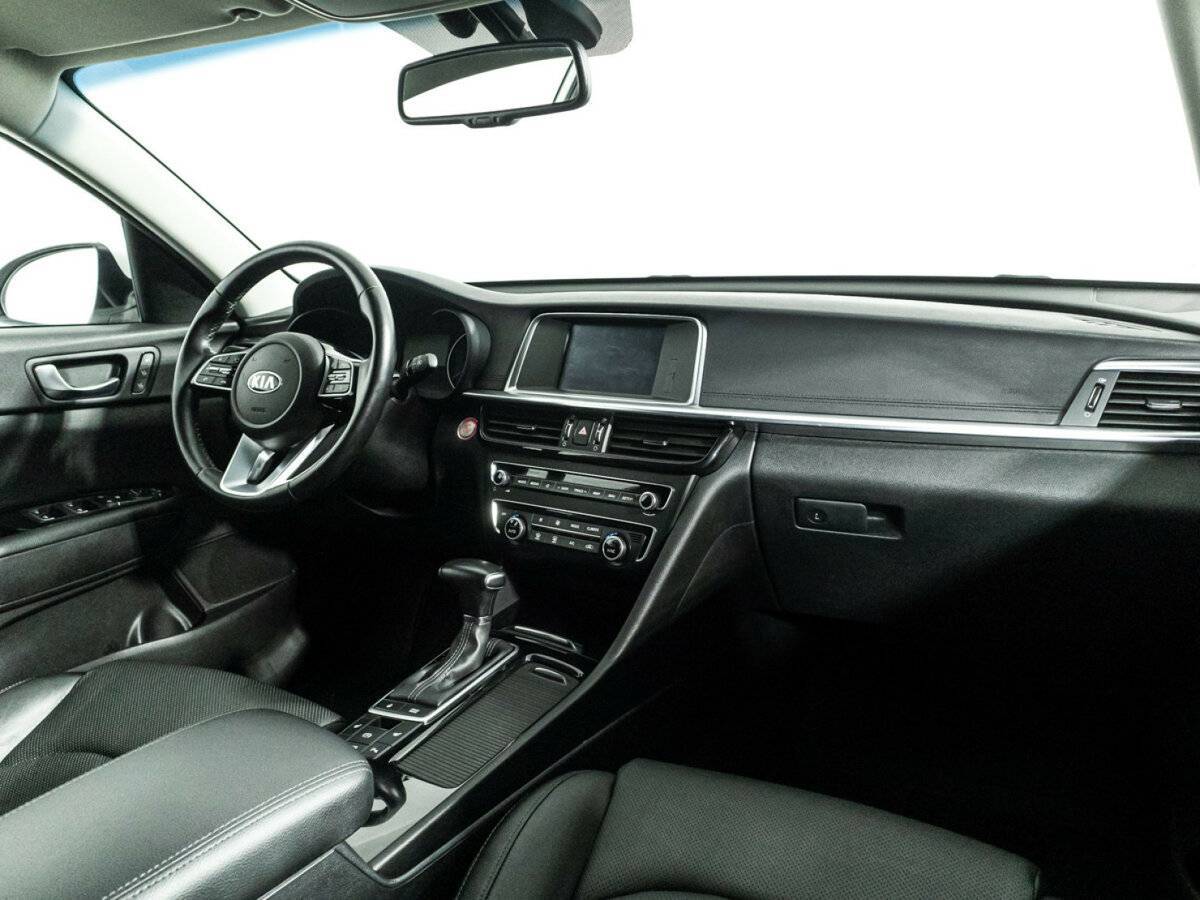 Купить Kia Optima с пробегом. Фото: #9