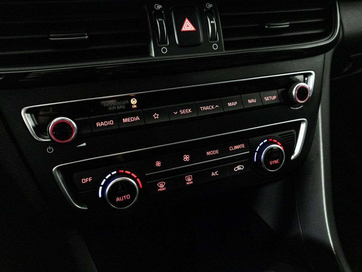 Купить Kia Optima с пробегом. Фото: #19