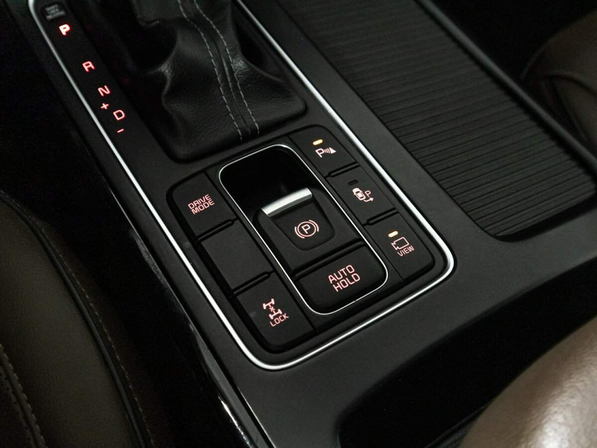 Купить Kia Sorento с пробегом. Фото: #26