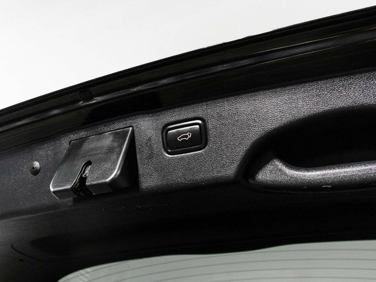 Купить Kia Sorento с пробегом. Фото: #15