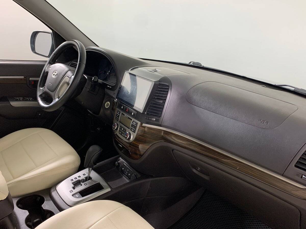 Купить Hyundai Santa Fe с пробегом. Фото: #12