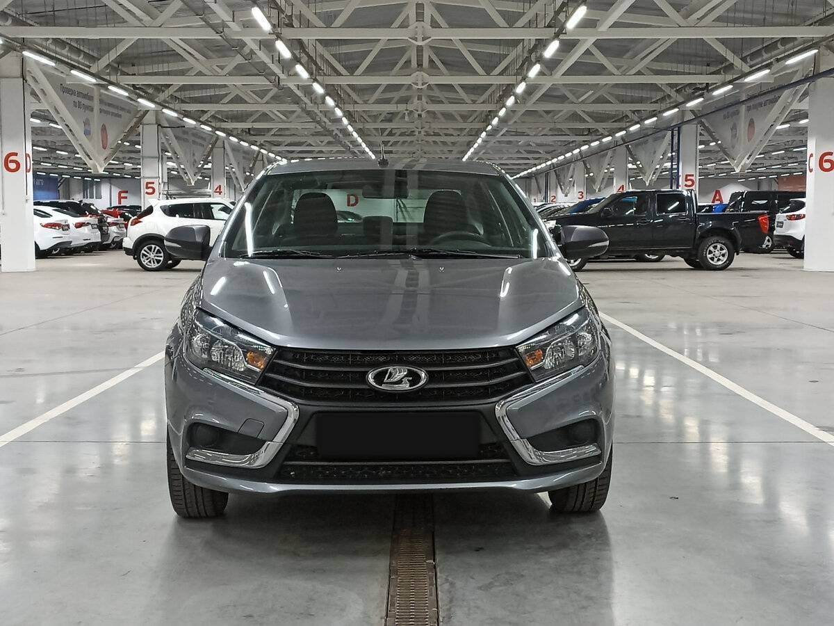 Купить Lada (ВАЗ) Vesta с пробегом. Фото: #1