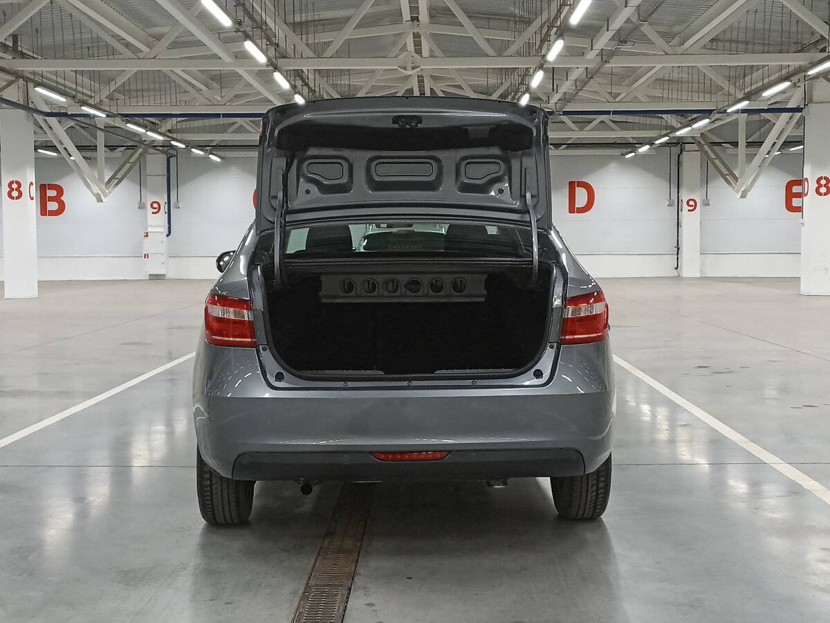 Купить Lada (ВАЗ) Vesta с пробегом. Фото: #9