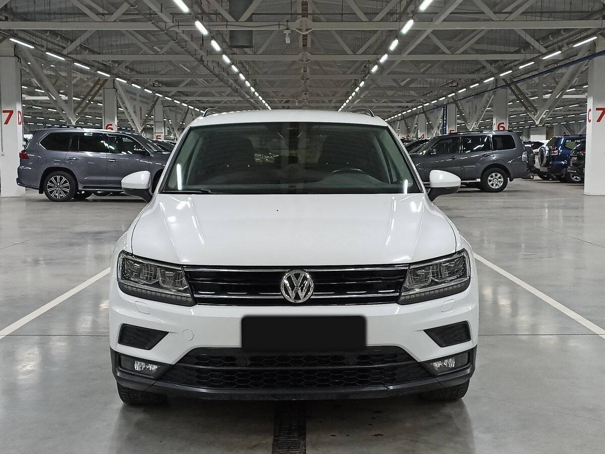 Купить Volkswagen Tiguan с пробегом. Фото: #1