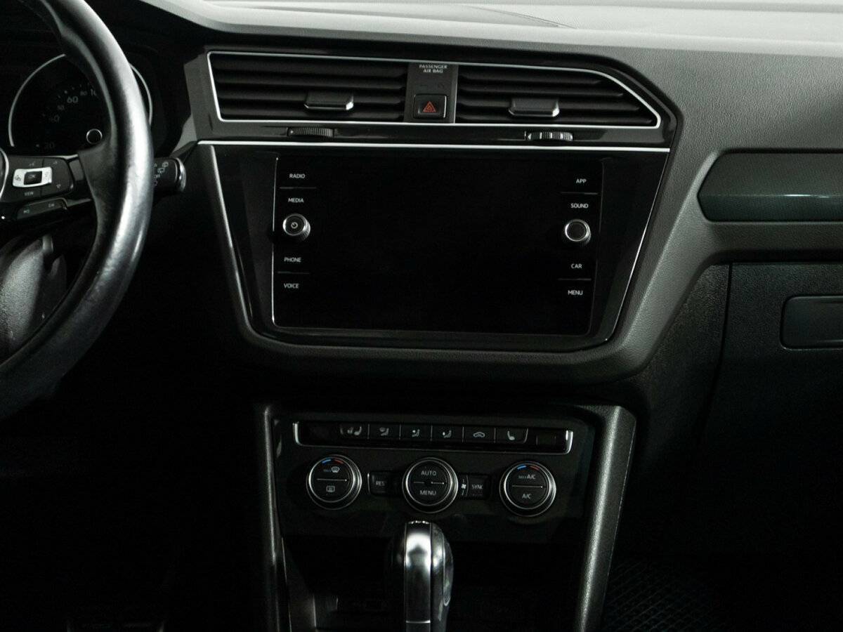 Купить Volkswagen Tiguan с пробегом. Фото: #13