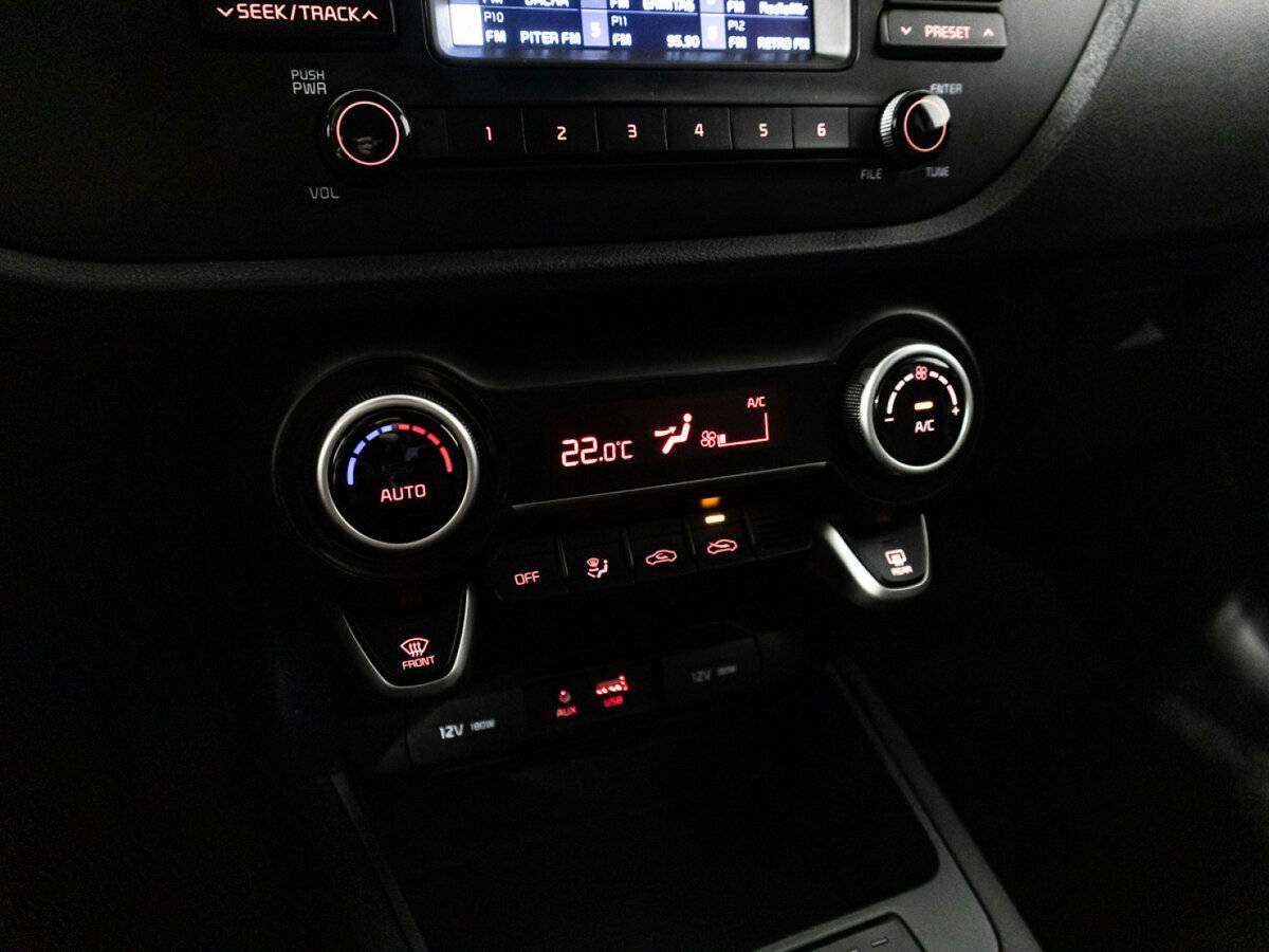 Купить Kia Rio с пробегом. Фото: #15