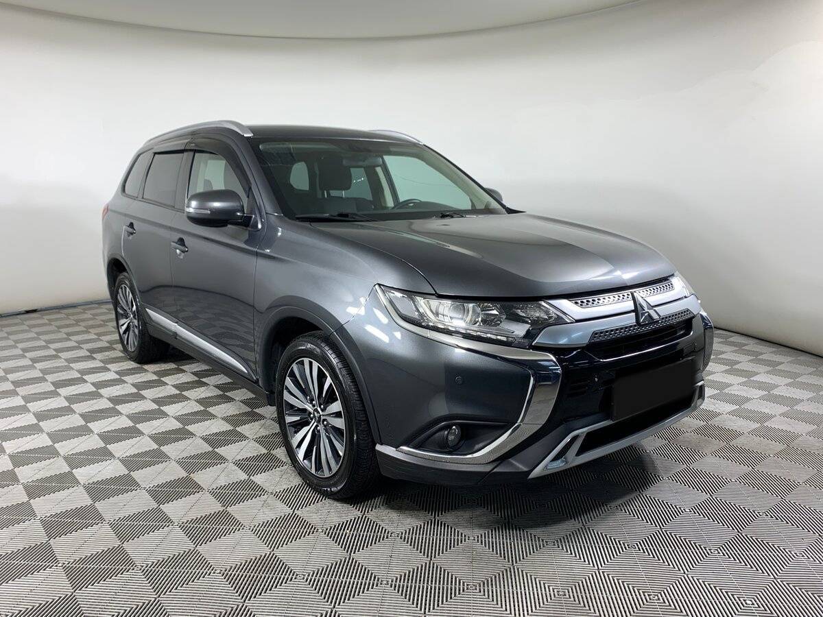 Купить Mitsubishi Outlander с пробегом. Фото: #2