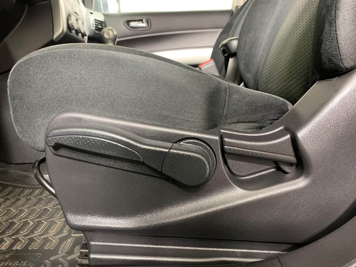 Купить Nissan X-Trail с пробегом. Фото: #15