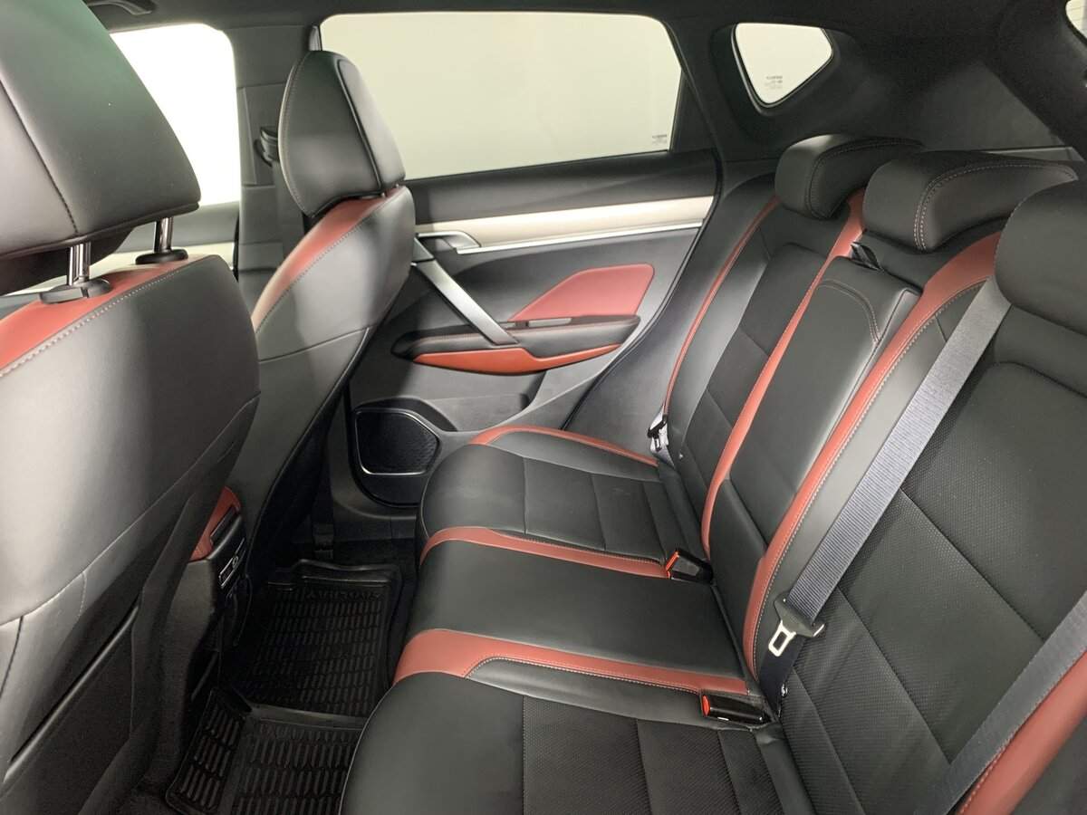 Купить Geely Coolray с пробегом. Фото: #18