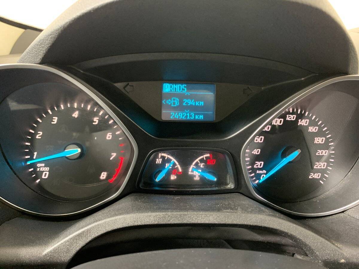 Купить Ford Kuga с пробегом. Фото: #13