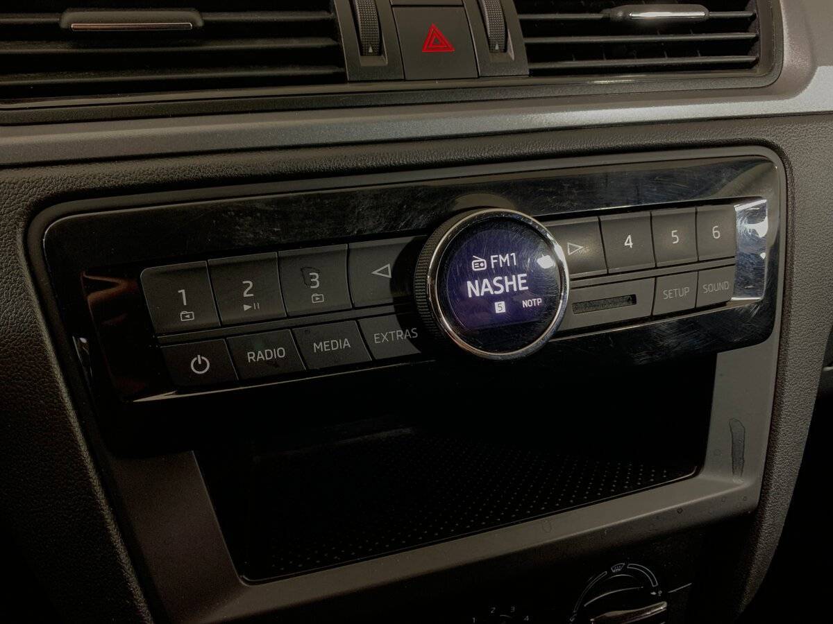 Купить Skoda Rapid с пробегом. Фото: #13