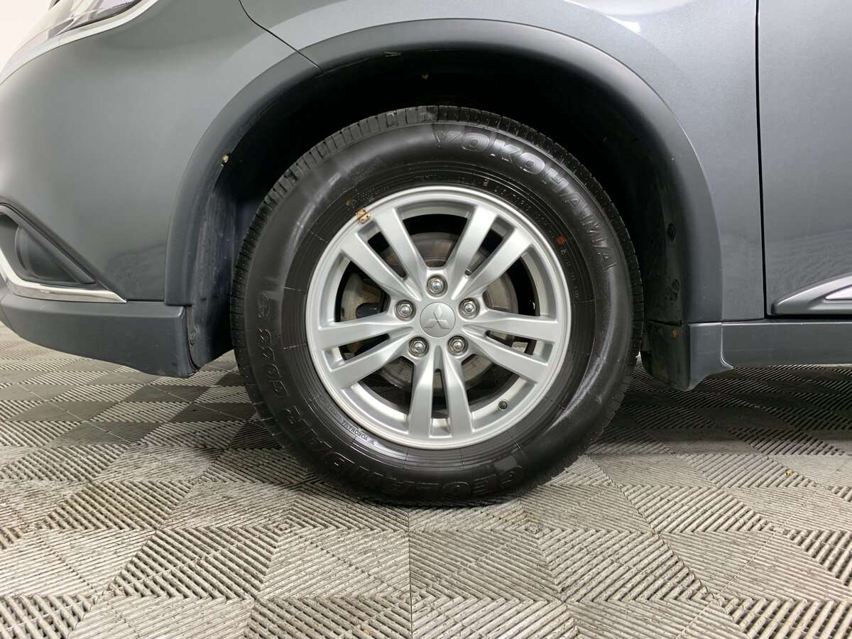 Купить Mitsubishi Outlander с пробегом. Фото: #8