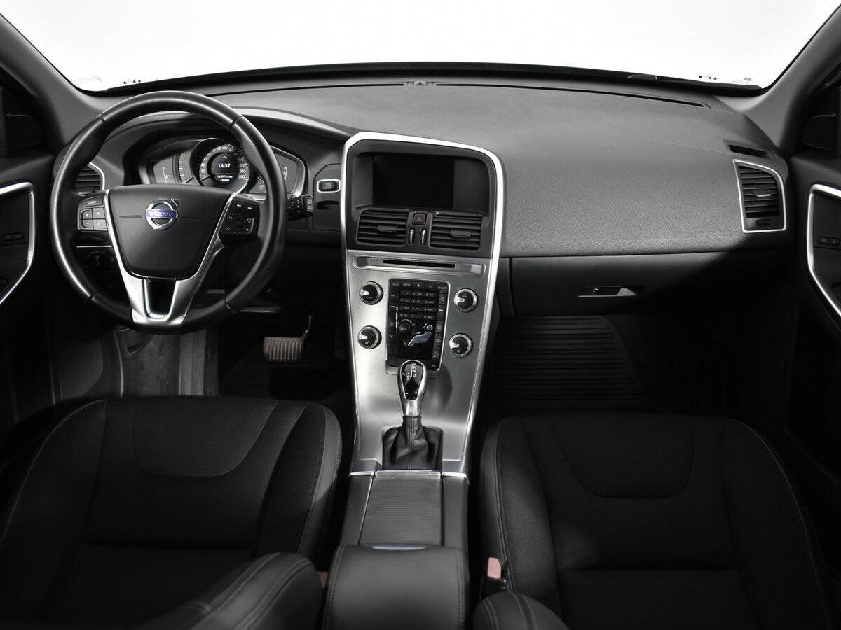 Купить Volvo XC60 с пробегом. Фото: #9