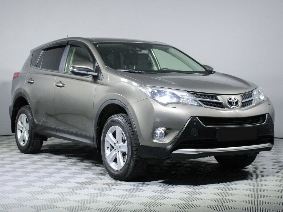 Купить Toyota RAV4 с пробегом. Фото: #2