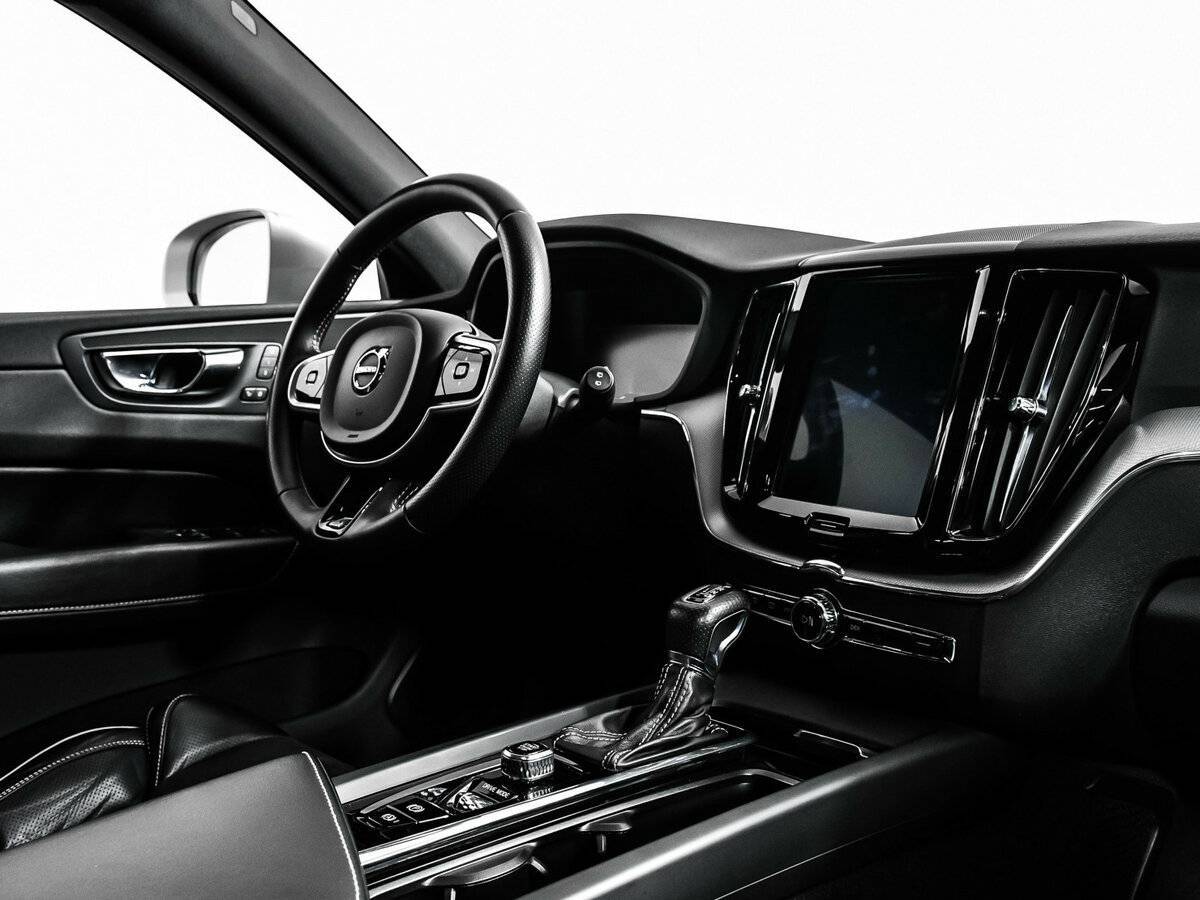 Купить Volvo XC60 с пробегом. Фото: #8
