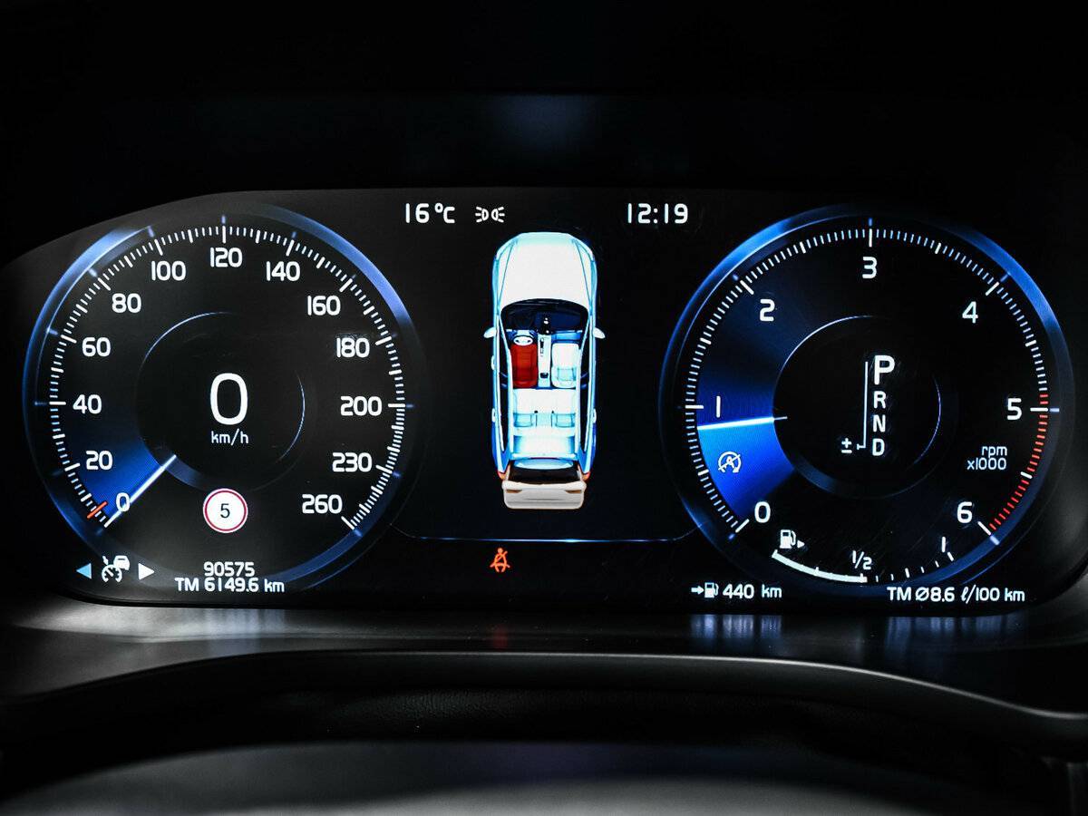 Купить Volvo XC60 с пробегом. Фото: #9