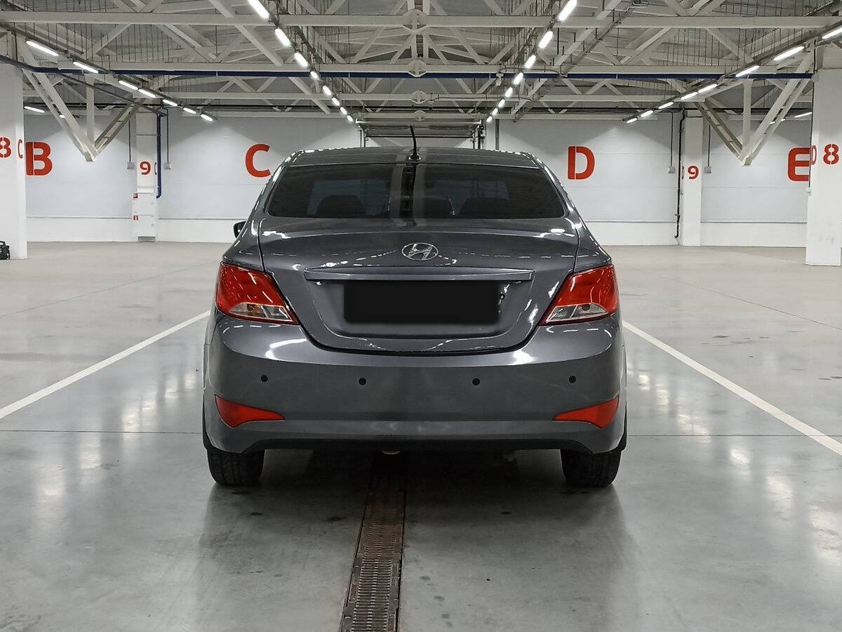 Купить Hyundai Solaris с пробегом. Фото: #5