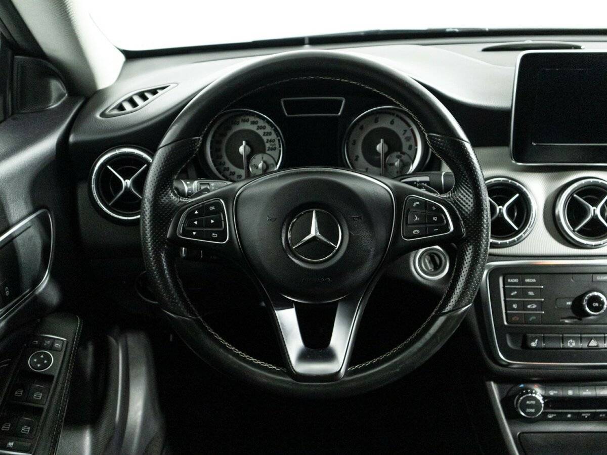 Купить Mercedes-Benz CLA с пробегом. Фото: #17