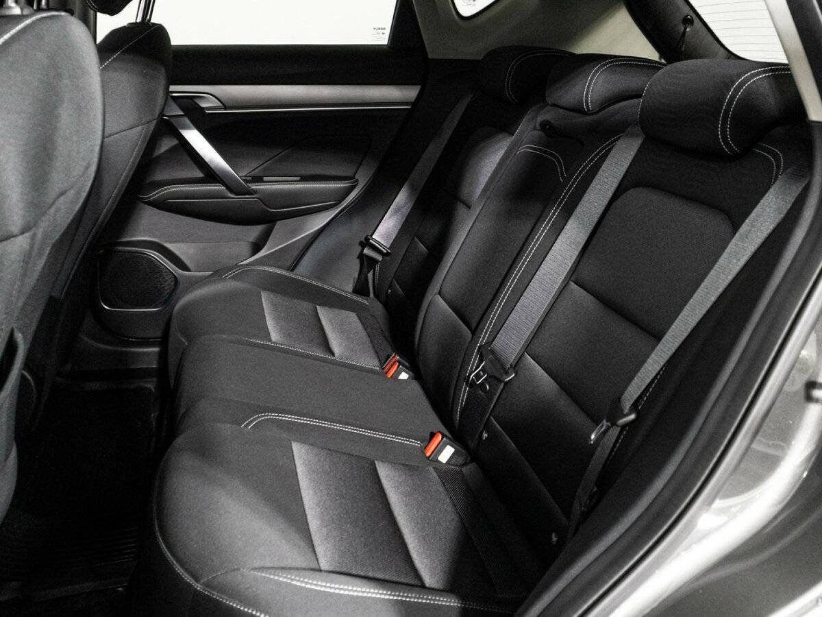 Купить Geely Coolray с пробегом. Фото: #9