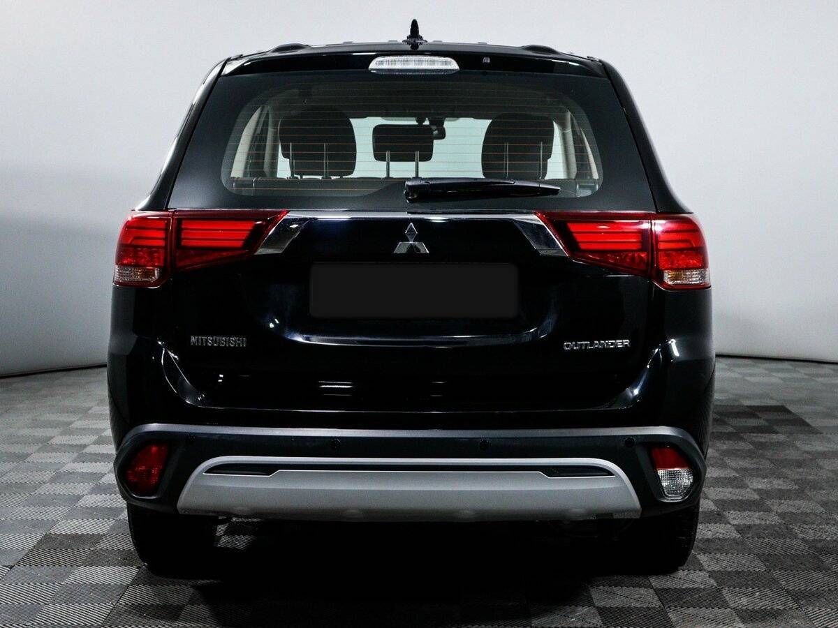 Купить Mitsubishi Outlander с пробегом. Фото: #5