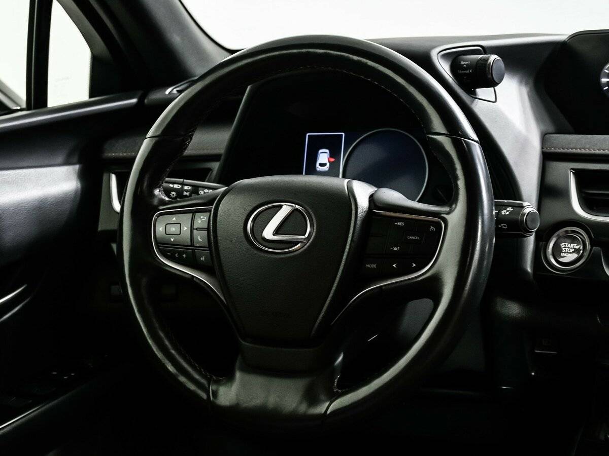 Купить Lexus UX с пробегом. Фото: #15