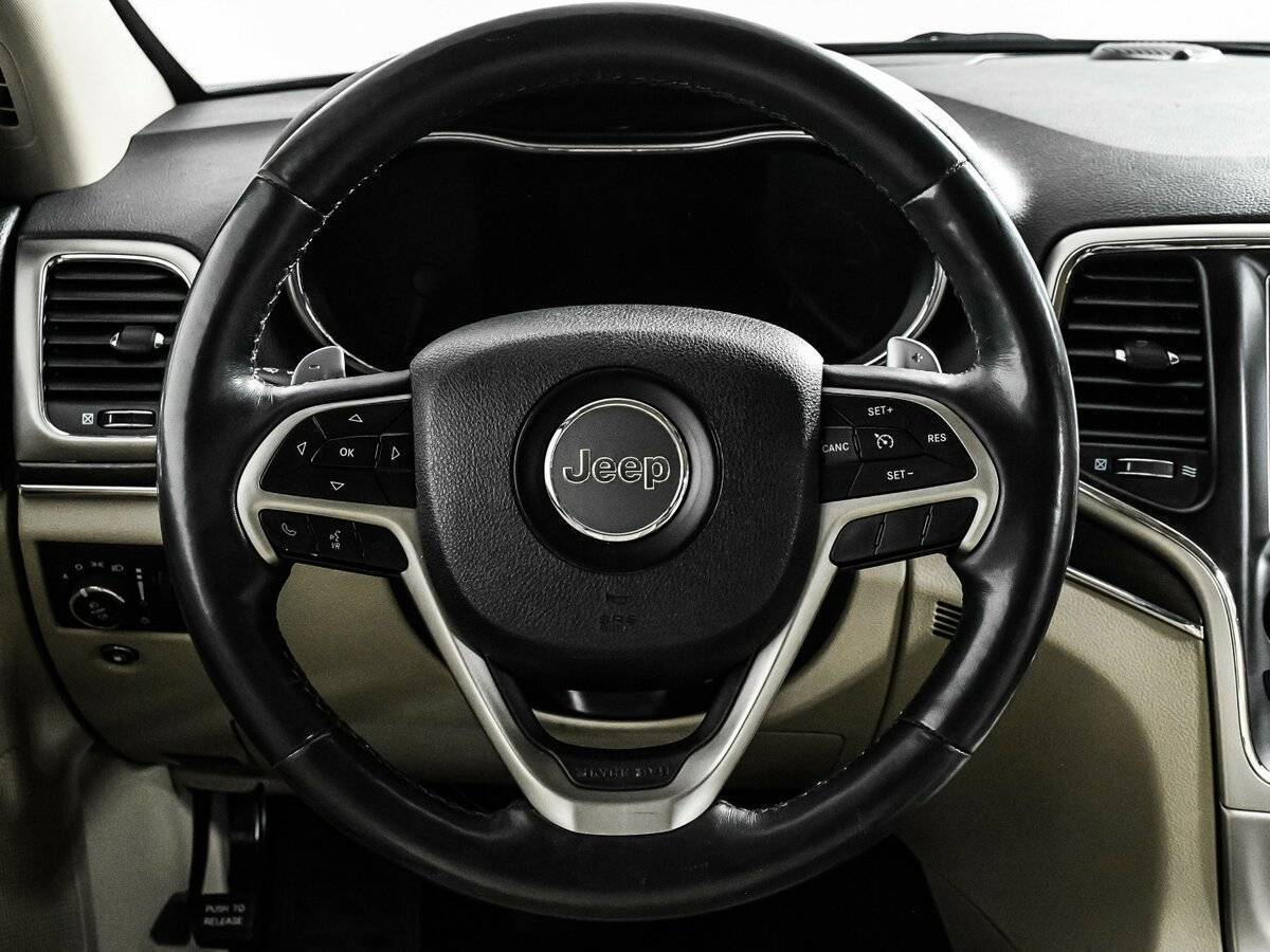 Купить Jeep Grand Cherokee с пробегом. Фото: #11