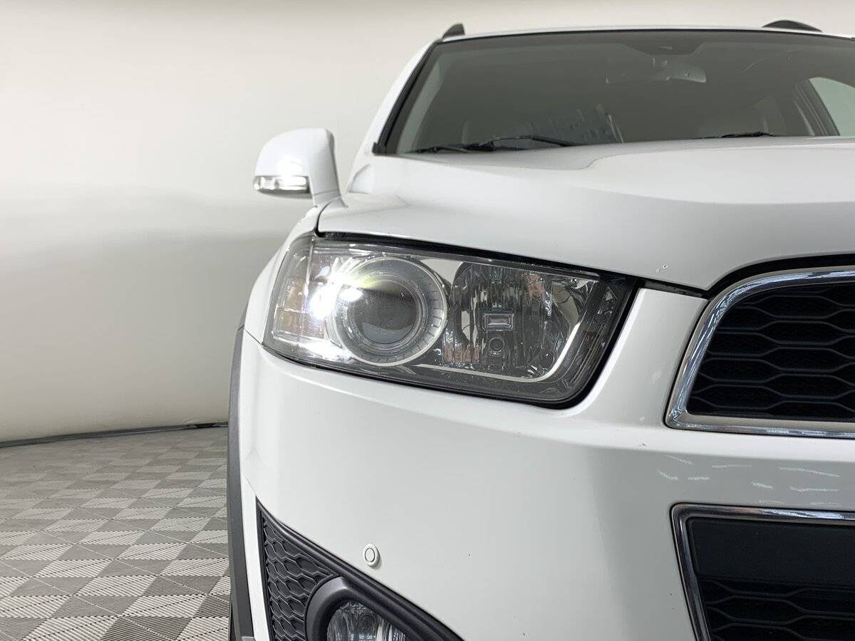 Купить Chevrolet Captiva с пробегом. Фото: #9