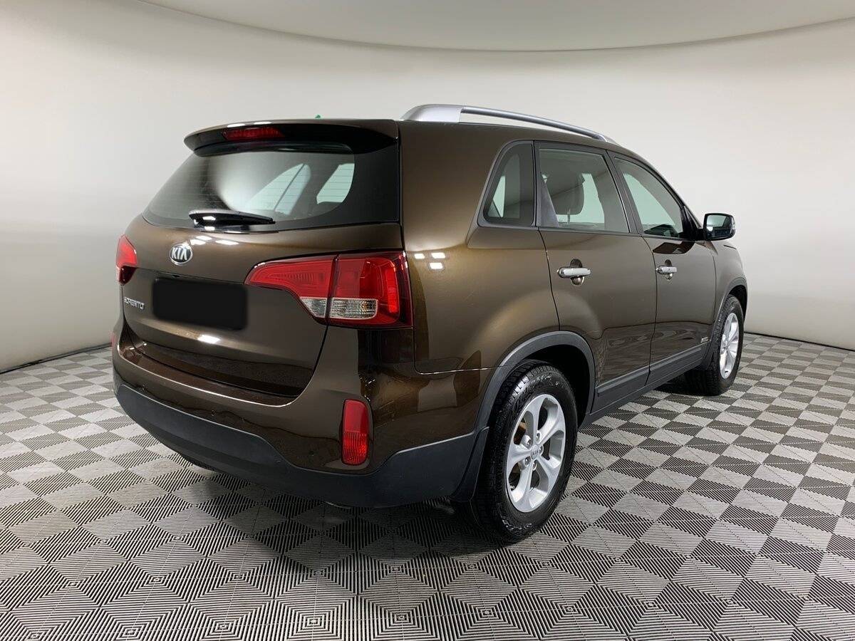 Купить Kia Sorento с пробегом. Фото: #4