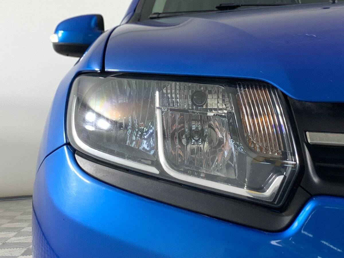 Купить Renault Logan с пробегом. Фото: #9