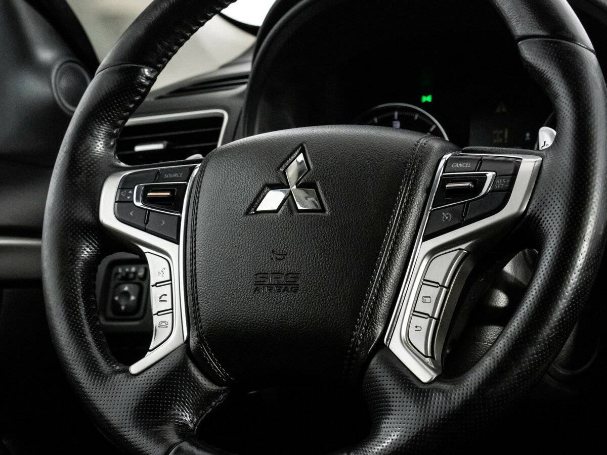 Купить Mitsubishi Pajero Sport с пробегом. Фото: #12