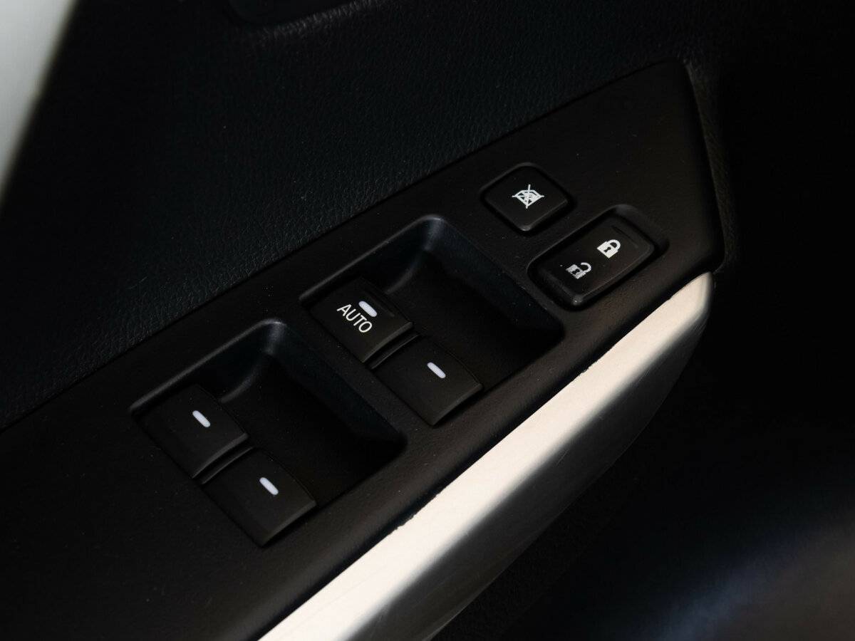 Купить Mitsubishi Pajero Sport с пробегом. Фото: #21