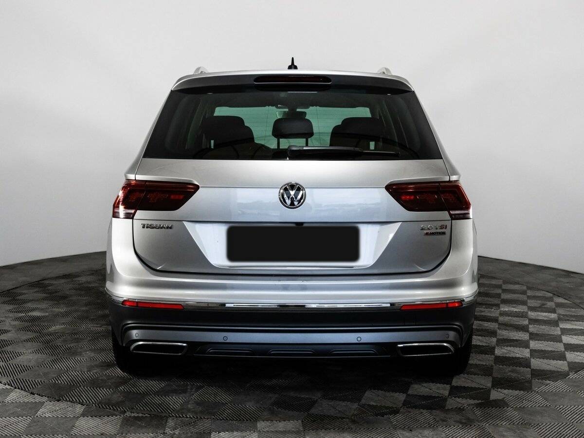 Купить Volkswagen Tiguan с пробегом. Фото: #5
