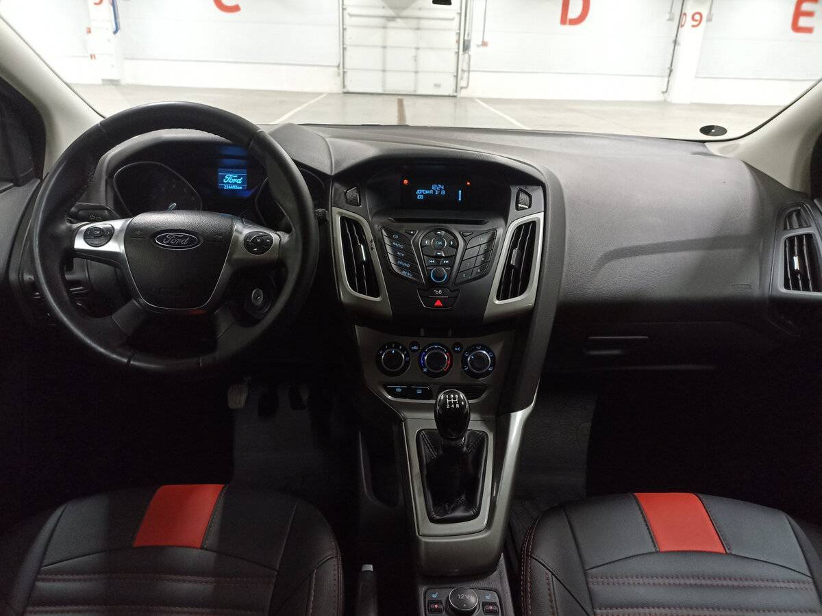 Купить Ford Focus с пробегом. Фото: #13