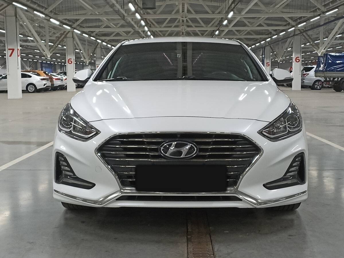 Купить Hyundai Sonata с пробегом. Фото: #1