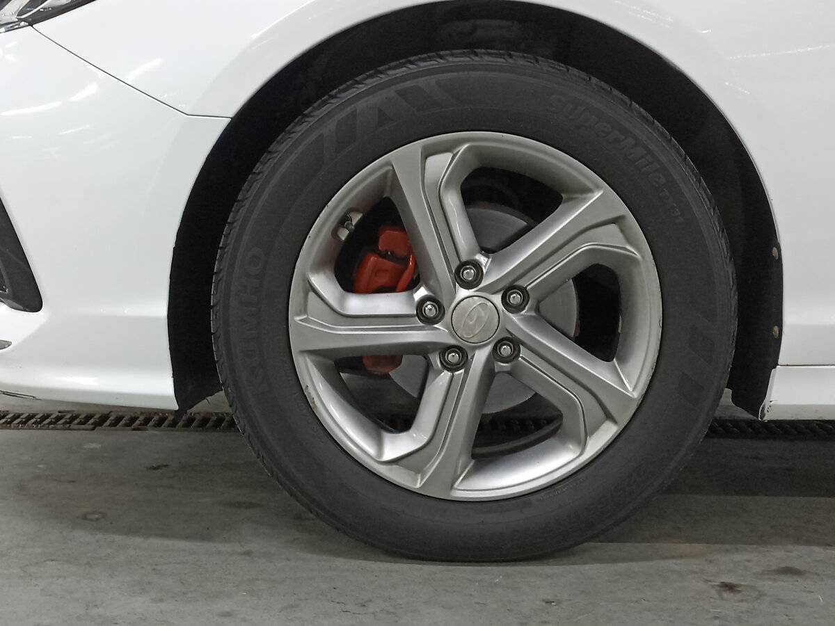 Купить Hyundai Sonata с пробегом. Фото: #17