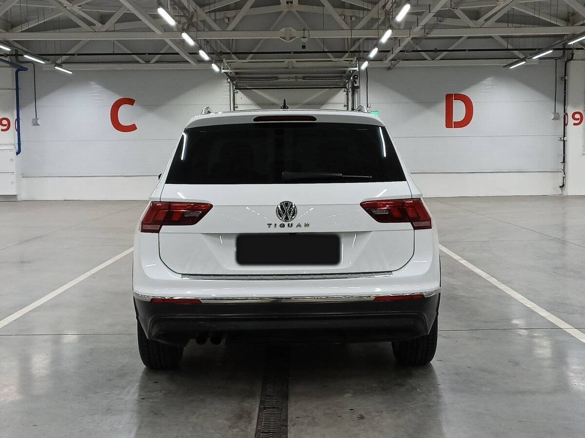 Купить Volkswagen Tiguan с пробегом. Фото: #5