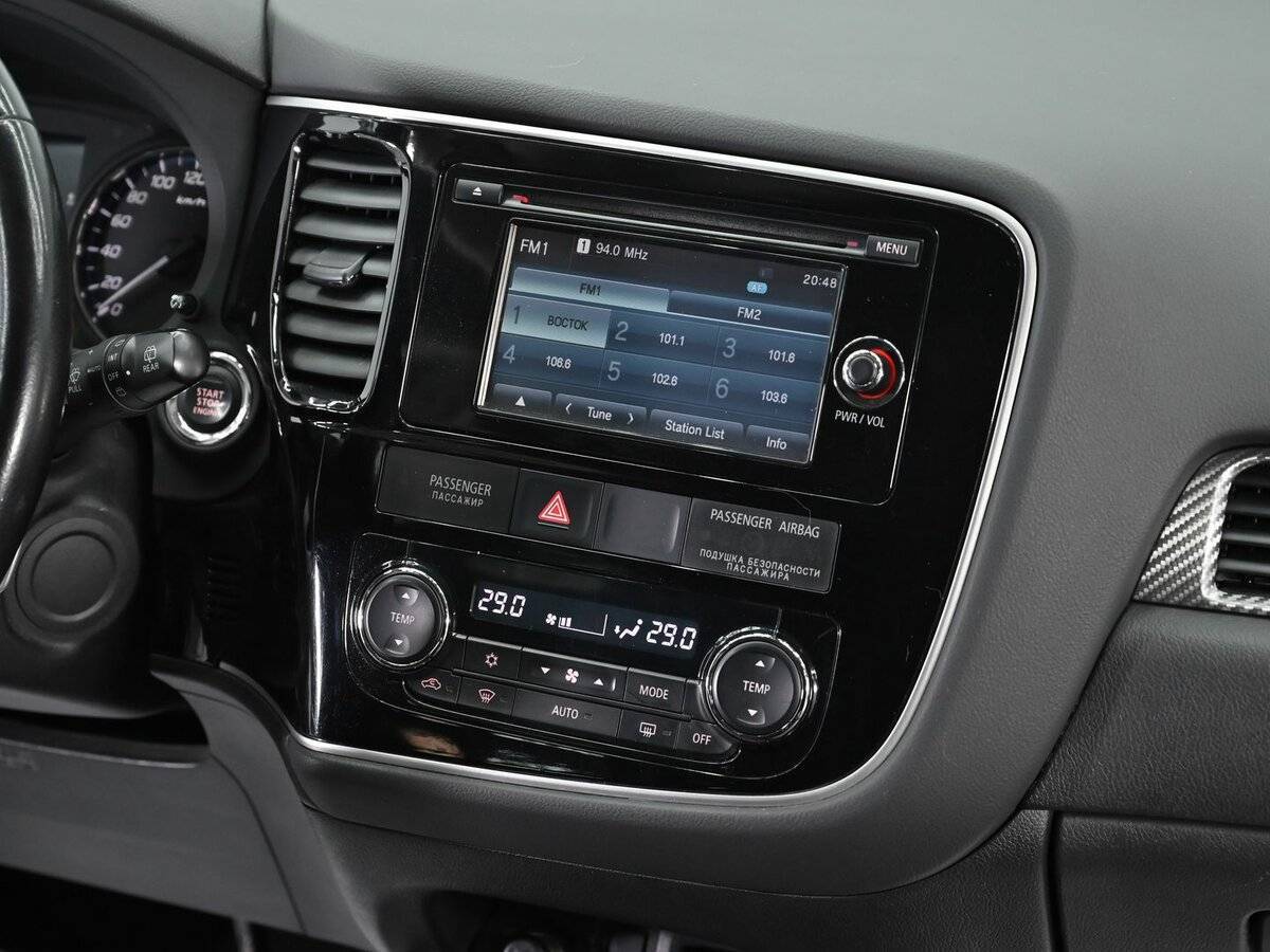 Купить Mitsubishi Outlander с пробегом. Фото: #9
