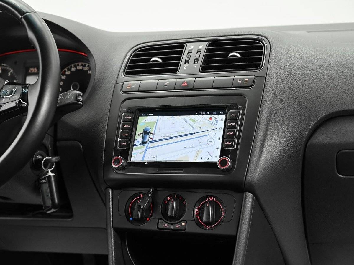 Купить Volkswagen Polo с пробегом. Фото: #8