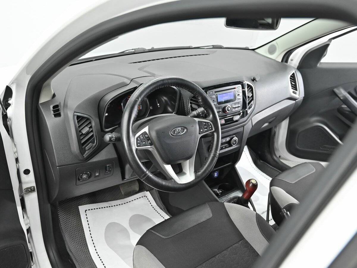 Купить Lada (ВАЗ) XRAY с пробегом. Фото: #9