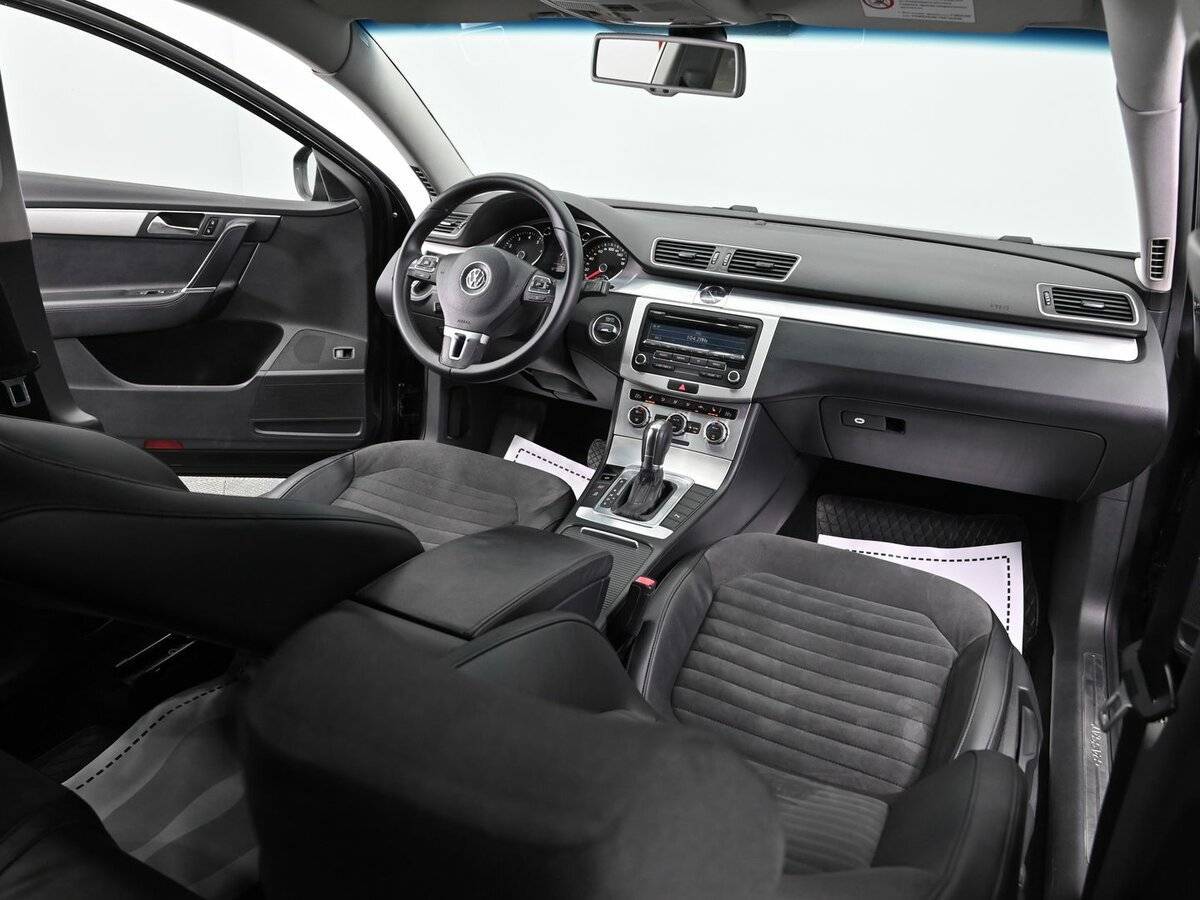 Купить Volkswagen Passat с пробегом. Фото: #12