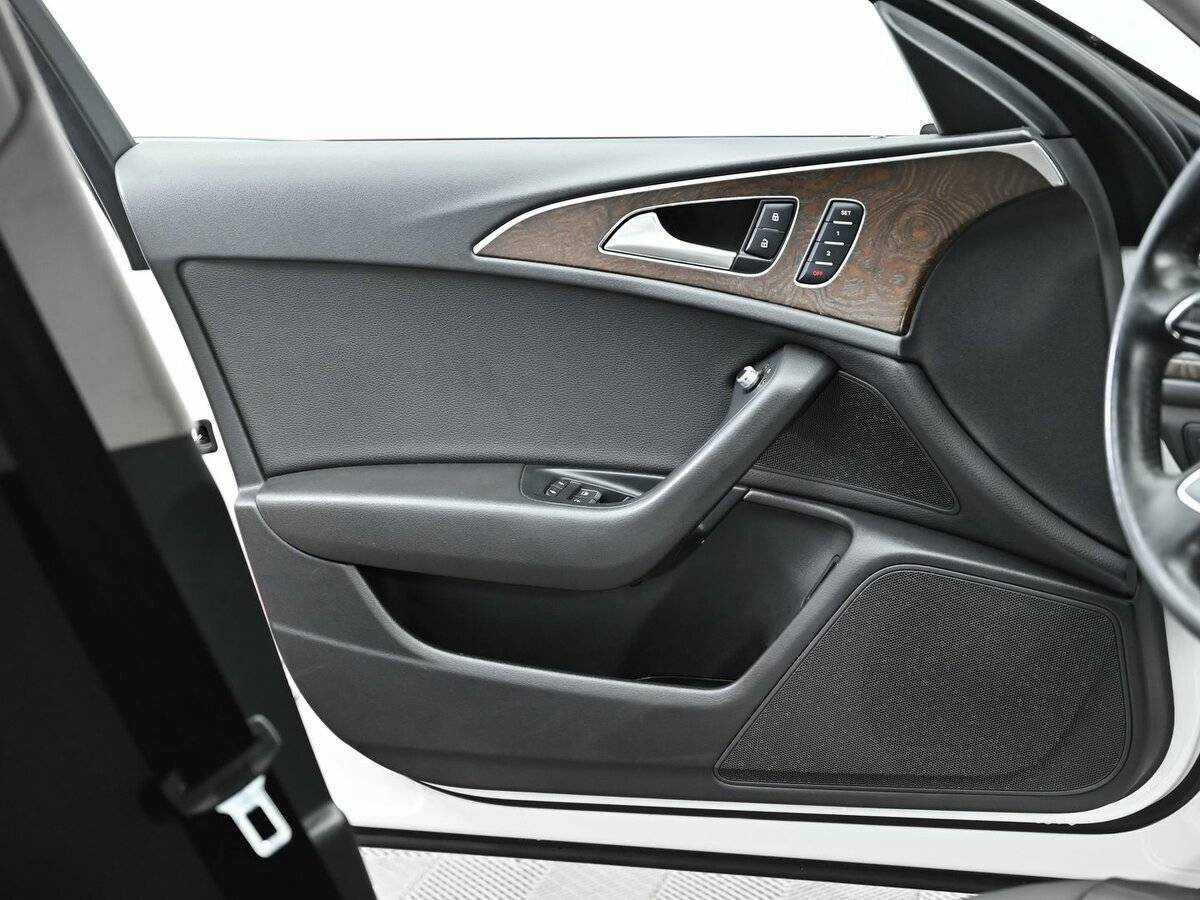 Купить Audi A6 с пробегом. Фото: #6