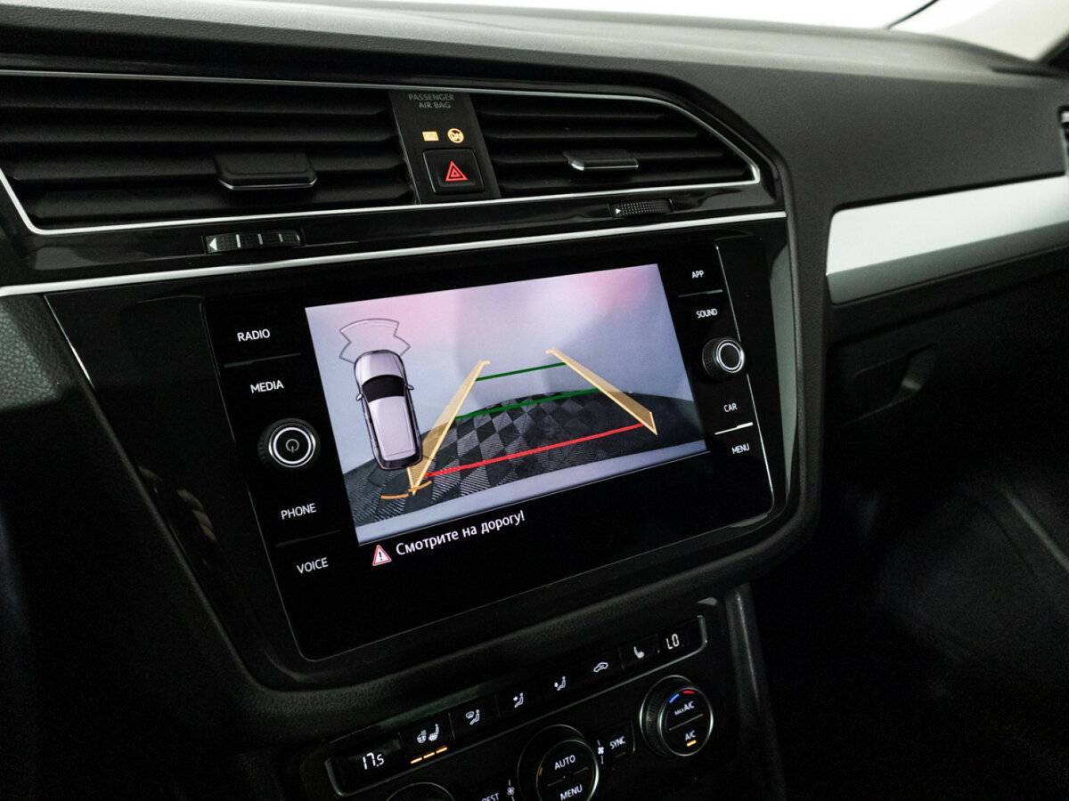 Купить Volkswagen Tiguan с пробегом. Фото: #16