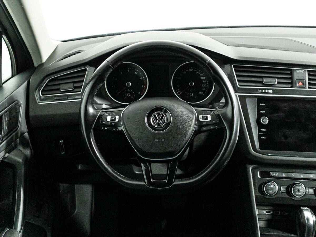 Купить Volkswagen Tiguan с пробегом. Фото: #19